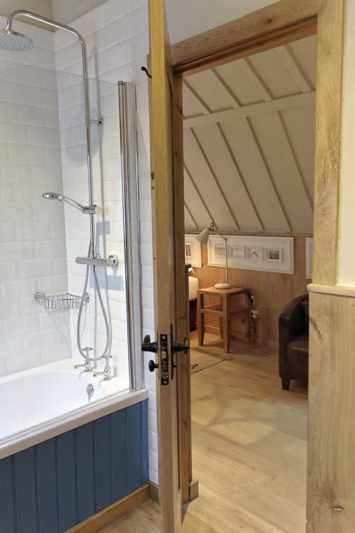 Lumley Fee Bunkhouse Kendal Room photo
